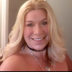 Meet your Posher, Gina